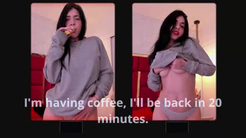 Snapshot of violetsmith_3 chatting on October 19, 11:48 am Violeta online show from October 19, 11:48 am