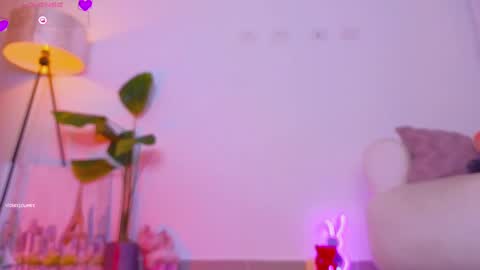 Snapshot of violetssweet chatting on October 9, 2:50 am violetssweet online show from October 9, 2:50 am