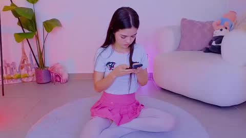 Snapshot of violetssweet chatting on October 6, 1:12 am violetssweet online show from October 6, 1:12 am