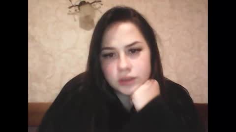 Violet online show from January 5, 6:11 pm