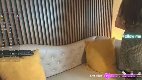  VIOLETT online show from November 27, 8:49 pm