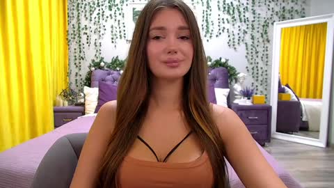 Snapshot of violettacosmo chatting on December 16, 6:49 pm ViolettaCosmo online show from December 16, 6:49 pm