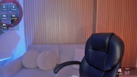Snapshot of violettcastel chatting on March 6, 6:59 pm Violett Castel online show from March 6, 6:59 pm