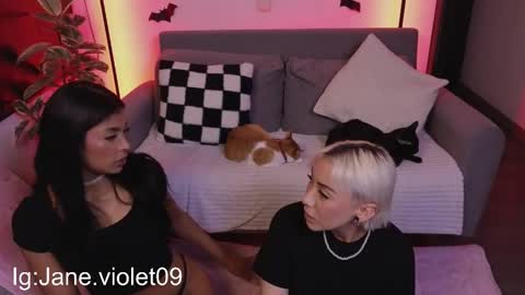 Violet online show from October 24, 12:00 am