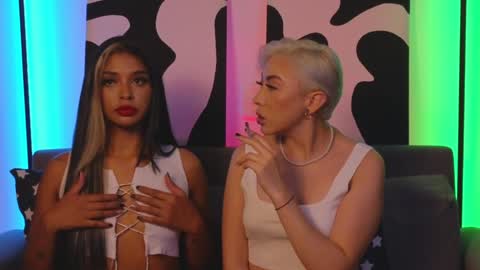 Violet online show from February 4, 5:21 am