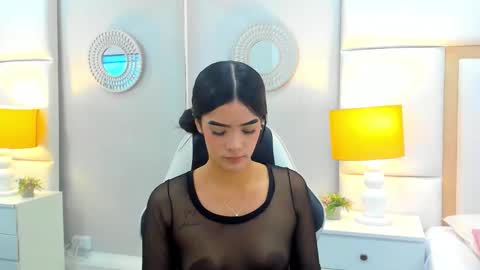 ViolettJhonson online show from December 18, 2:23 pm