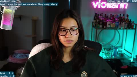 Snapshot of violishh chatting on February 3, 8:46 pm follow me on twitter violishh and ig violishh  online show from February 3, 8:46 pm