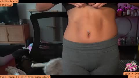 follow me on twitter violishh and ig violishh  online show from December 2, 9:02 pm