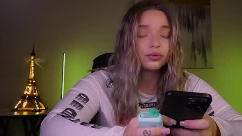 Violla online show from March 6, 9:14 am