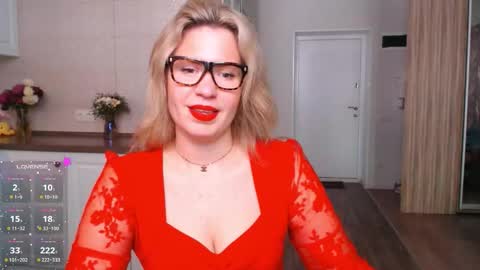 Snapshot of vip_juicy chatting on September 22, 7:34 am VelvettTime online show from September 22, 7:34 am