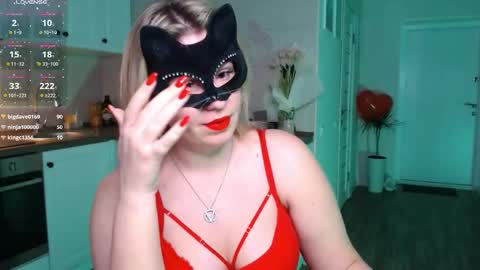 Snapshot of vip_juicy chatting on February 20, 2:35 pm VelvettTime online show from February 20, 2:35 pm