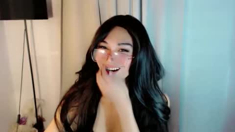 Pearl online show from September 12, 8:00 pm