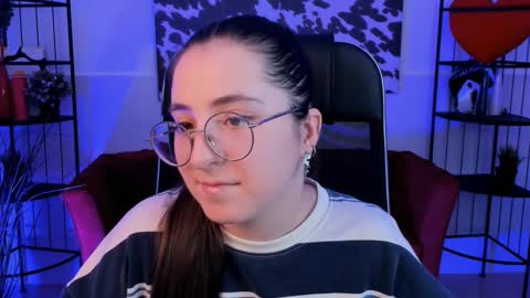 your love online show from September 25, 5:14 am