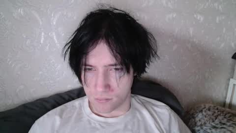 vitiligoboyy online show from February 3, 6:00 am