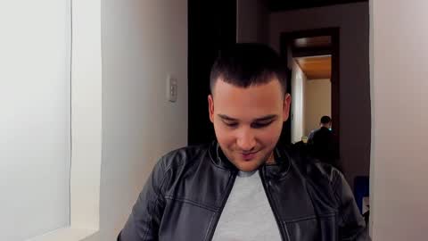 Snapshot of vito_ferrero chatting on February 26, 1:46 am Vito Ferrer online show from February 26, 1:46 am
