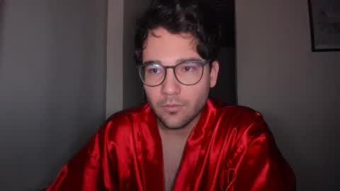 Vito Ferrer online show from February 21, 11:02 am