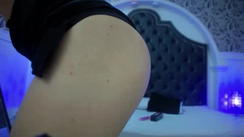 Viviana online show from December 20, 7:43 pm