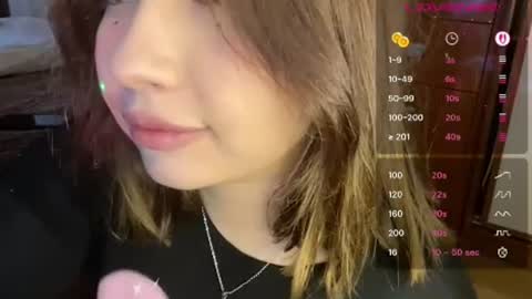 Vivian online show from August 1, 10:39 am