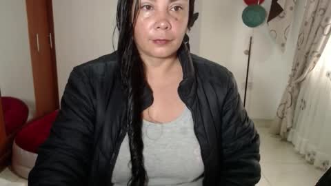 vivian_milf_paint online show from January 8, 12:55 pm