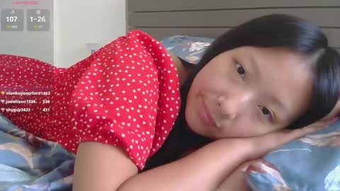 vivianwinters online show from May 14, 2:48 pm