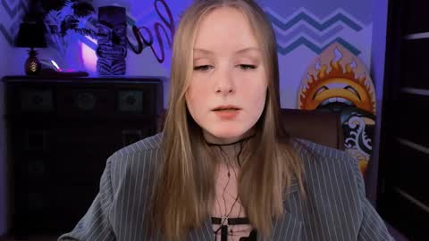 Vivien online show from February 23, 3:18 pm