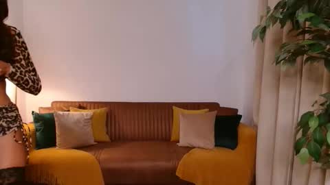 Snapshot of vivienneclement chatting on September 19, 3:38 pm Vivienne online show from September 19, 3:38 pm