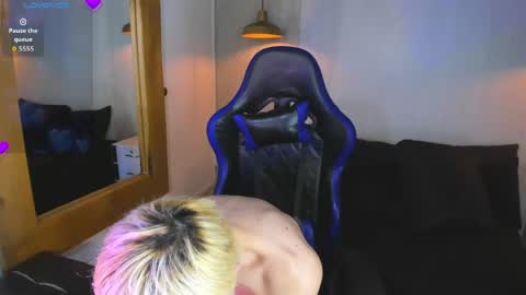 Vlad  online show from June 3, 2:33 pm
