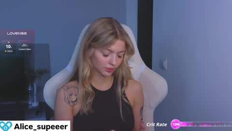 Snapshot of vopooo chatting on September 28, 8:12 am Aliceinst magic crystalll online show from September 28, 8:12 am