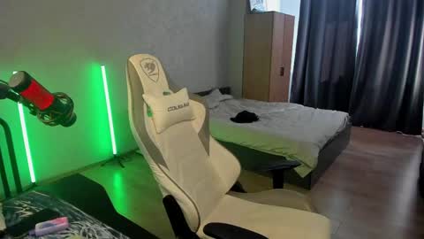 vova online show from April 6, 10:38 am