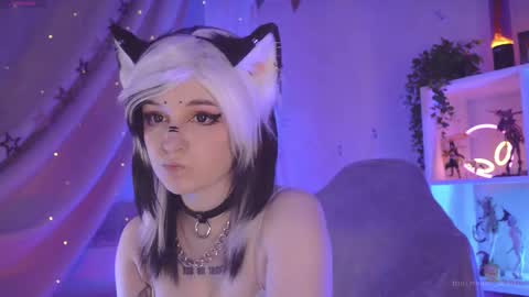 vronnier online show from March 6, 4:49 pm