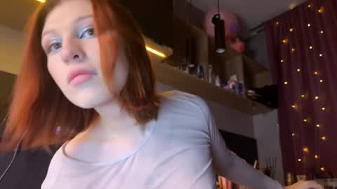 Snapshot of vynila chatting on October 3, 10:40 pm ILONA A week goal new laptop online show from October 3, 10:40 pm