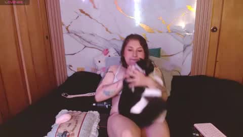 kitty SUPORT ME AND MY BABY SINGLE MOMY online show from June 26, 2:33 pm