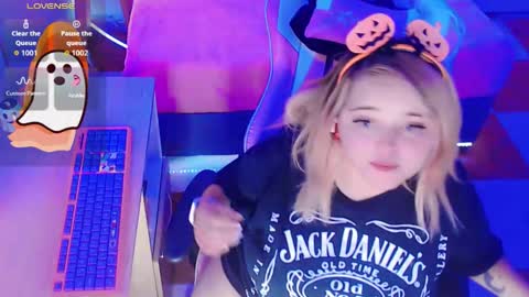   online show from October 17, 4:05 am