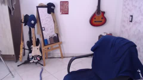 Snapshot of wake_and_bakee chatting on October 12, 8:43 pm John online show from October 12, 8:43 pm