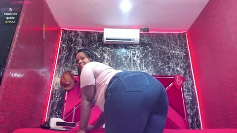 waleska   online show from March 28, 12:39 pm