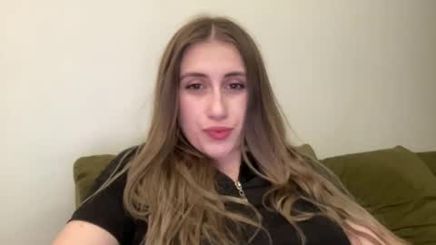 walkiria19 online show from June 15, 7:39 pm
