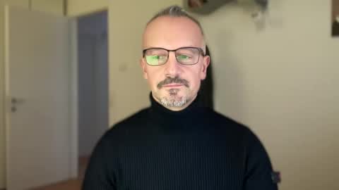 walky78 online show from February 4, 7:40 am