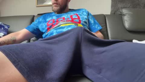 walterwhite94 online show from May 10, 3:07 pm