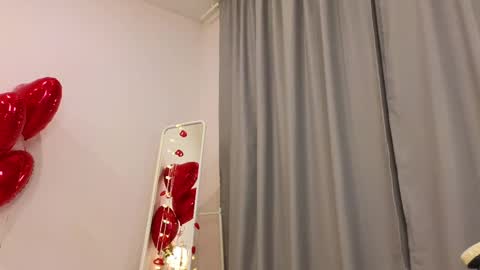 Snapshot of wanda_robinson chatting on February 12, 10:26 pm Wendy. Hello Honeys Ill see you 2nd 5th 7th this week love you3 online show from February 12, 10:26 pm