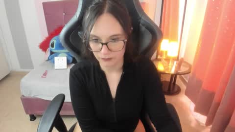 Alexandra online show from March 9, 6:01 pm