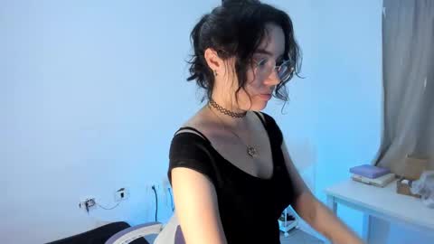 Snapshot of wandadoll chatting on February 23, 7:17 pm Wanda online show from February 23, 7:17 pm