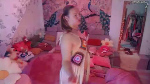 Emilia inst  online show from November 8, 10:24 pm