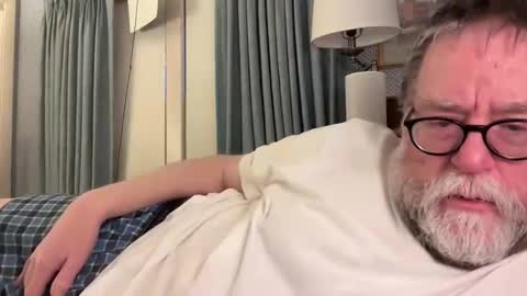 want2bnaked online show from March 1, 11:14 am