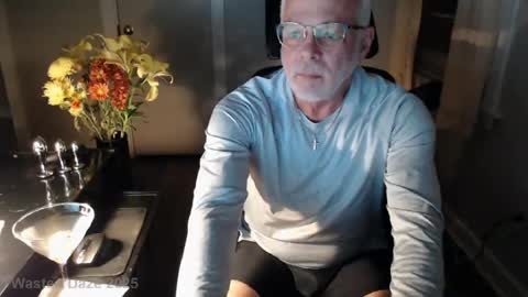 wasted_daze_ online show from November 17, 11:18 pm