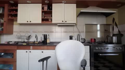 wearetwo online show from November 30, 12:23 pm