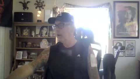 Snapshot of waterfire420 chatting on October 22, 8:10 pm waterfire420 online show from October 22, 8:10 pm