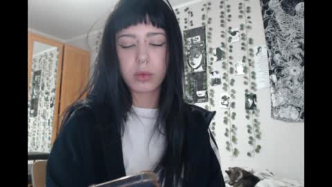 Mina online show from April 29, 2:11 pm