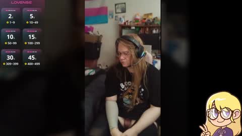 Snapshot of waysoft23 chatting on December 12, 9:15 pm Ash online show from December 12, 9:15 pm