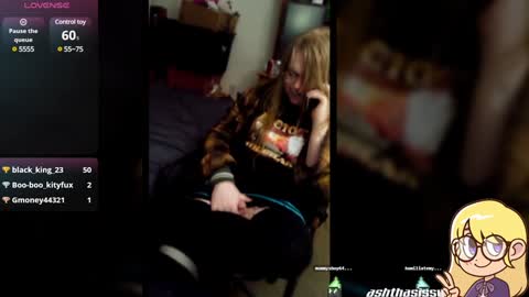 Snapshot of waysoft23 chatting on January 4, 10:34 pm Ash online show from January 4, 10:34 pm