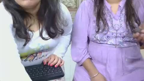 Snapshot of we_are_indian chatting on October 8, 4:02 pm khushiwife kabirhubby kavyasexy gf online show from October 8, 4:02 pm